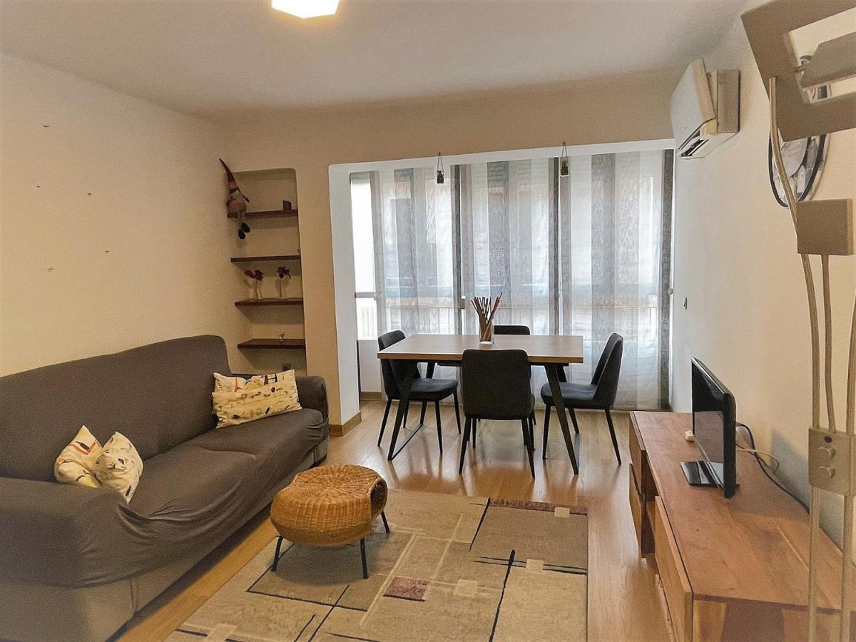 River Roses Apartamento